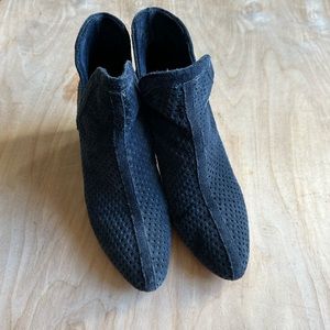 Splendid Women’s Suede Bootie, Navy Blue, Size 8